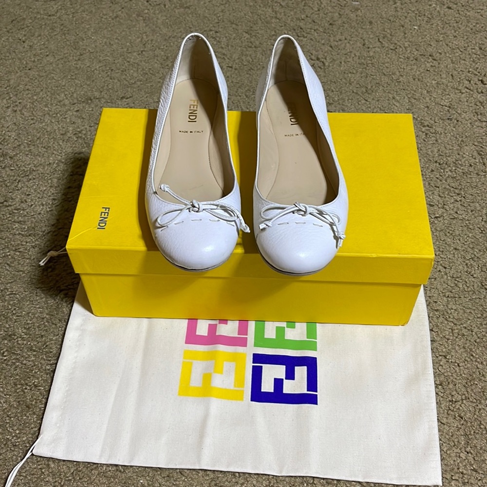 Authentic Fendi flats